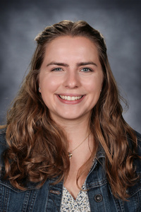 Mlynczak, Julia